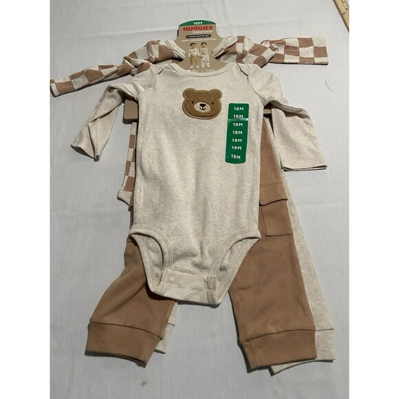 Huggies Baby Wear 4 Piece Layette Set 18M Easy Change Snaps 100% Organic Cotton - Picture 1 of 7